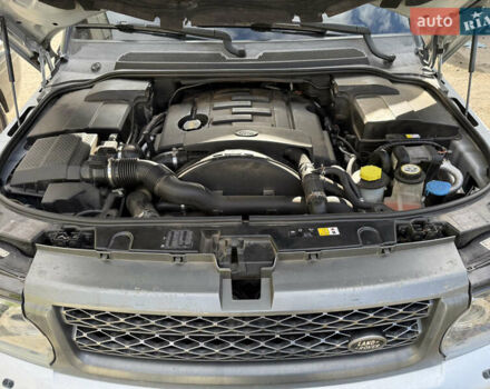 Ленд Ровер Рендж Ровер Спорт 2011 в Нетешине на Automoto.ua Серый Ленд Ровер Рендж Ровер Спорт, объемом двигателя 2.99 л и пробегом 290 тыс. км за 10999 $, фото 7 на Automoto.ua