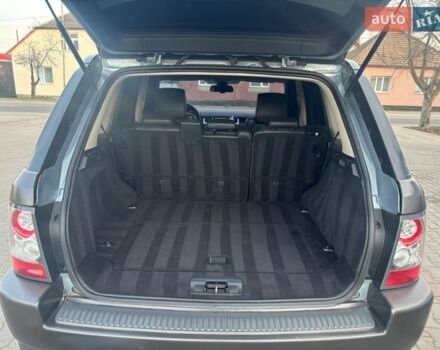 Серый Ленд Ровер Рендж Ровер Спорт, объемом двигателя 5 л и пробегом 159 тыс. км за 15000 $, фото 12 на Automoto.ua