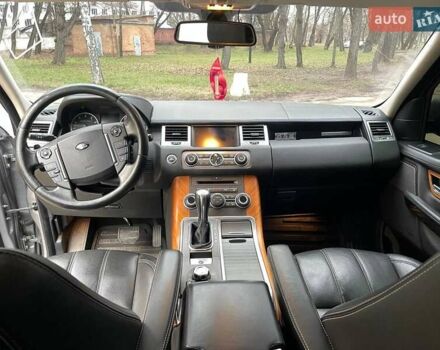 Серый Ленд Ровер Рендж Ровер Спорт, объемом двигателя 5 л и пробегом 227 тыс. км за 12999 $, фото 8 на Automoto.ua