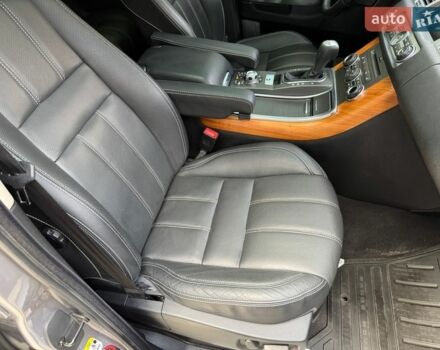 Серый Ленд Ровер Рендж Ровер Спорт, объемом двигателя 5 л и пробегом 231 тыс. км за 10850 $, фото 49 на Automoto.ua