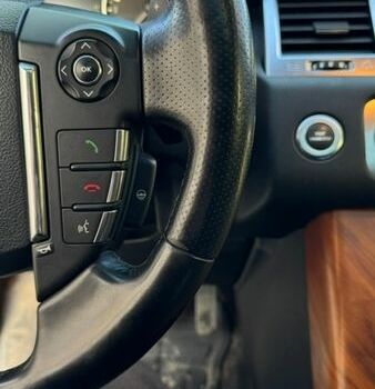 Сірий Ленд Ровер Range Rover Sport, об'ємом двигуна 5 л та пробігом 230 тис. км за 13999 $, фото 26 на Automoto.ua