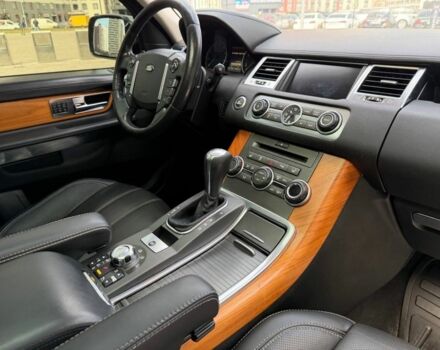 Серый Ленд Ровер Рендж Ровер Спорт, объемом двигателя 5 л и пробегом 231 тыс. км за 13000 $, фото 20 на Automoto.ua