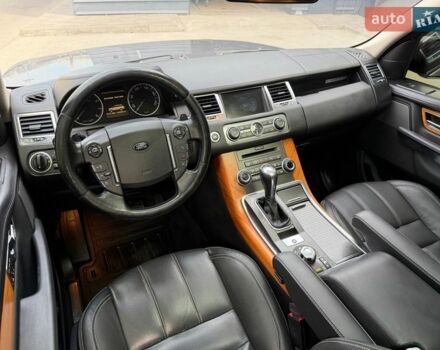 Серый Ленд Ровер Рендж Ровер Спорт, объемом двигателя 5 л и пробегом 231 тыс. км за 10850 $, фото 45 на Automoto.ua