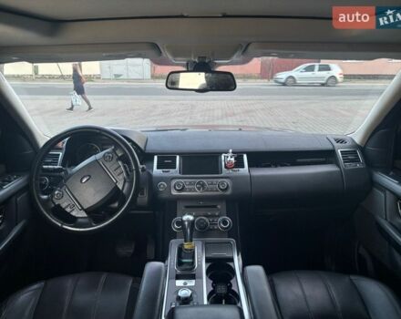 Серый Ленд Ровер Рендж Ровер Спорт, объемом двигателя 5 л и пробегом 159 тыс. км за 15000 $, фото 15 на Automoto.ua