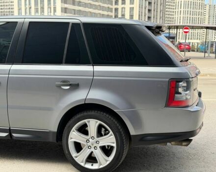 Серый Ленд Ровер Рендж Ровер Спорт, объемом двигателя 5 л и пробегом 231 тыс. км за 13000 $, фото 3 на Automoto.ua