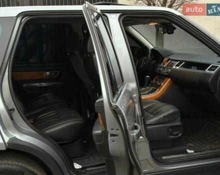 Сірий Ленд Ровер Range Rover Sport, об'ємом двигуна 0 л та пробігом 249 тис. км за 15500 $, фото 10 на Automoto.ua