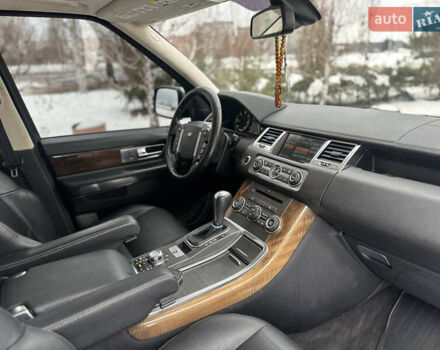 Сірий Ленд Ровер Range Rover Sport, об'ємом двигуна 3 л та пробігом 286 тис. км за 16999 $, фото 12 на Automoto.ua