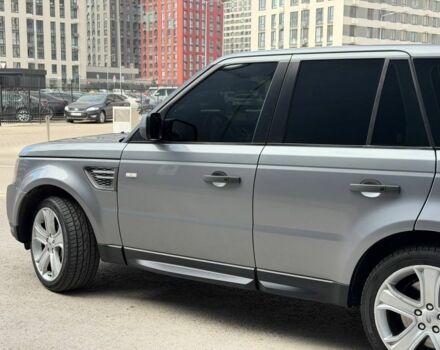 Серый Ленд Ровер Рендж Ровер Спорт, объемом двигателя 5 л и пробегом 231 тыс. км за 13000 $, фото 6 на Automoto.ua