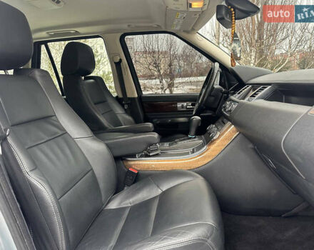 Сірий Ленд Ровер Range Rover Sport, об'ємом двигуна 3 л та пробігом 286 тис. км за 16999 $, фото 19 на Automoto.ua