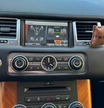 Сірий Ленд Ровер Range Rover Sport, об'ємом двигуна 5 л та пробігом 230 тис. км за 13999 $, фото 22 на Automoto.ua