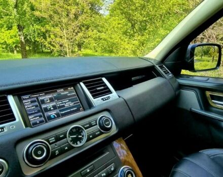 Сірий Ленд Ровер Range Rover Sport, об'ємом двигуна 5 л та пробігом 148 тис. км за 17000 $, фото 16 на Automoto.ua