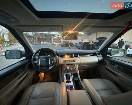 Серый Ленд Ровер Рендж Ровер Спорт, объемом двигателя 5 л и пробегом 230 тыс. км за 15000 $, фото 9 на Automoto.ua