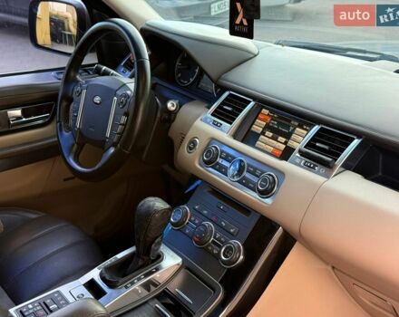 Сірий Ленд Ровер Range Rover Sport, об'ємом двигуна 3 л та пробігом 181 тис. км за 14999 $, фото 50 на Automoto.ua