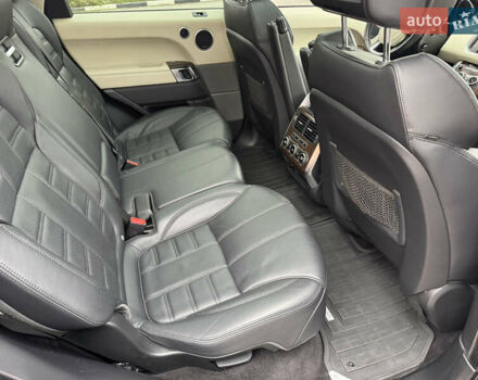 Сірий Ленд Ровер Range Rover Sport, об'ємом двигуна 5 л та пробігом 112 тис. км за 29000 $, фото 21 на Automoto.ua