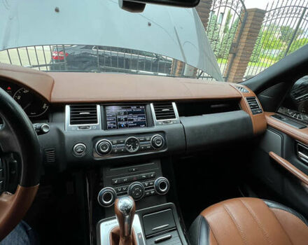 Серый Ленд Ровер Рендж Ровер Спорт, объемом двигателя 3 л и пробегом 201 тыс. км за 20500 $, фото 3 на Automoto.ua