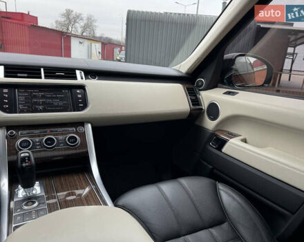 Сірий Ленд Ровер Range Rover Sport, об'ємом двигуна 5 л та пробігом 112 тис. км за 29000 $, фото 38 на Automoto.ua