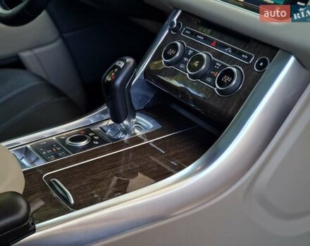 Сірий Ленд Ровер Range Rover Sport, об'ємом двигуна 2.99 л та пробігом 150 тис. км за 25490 $, фото 56 на Automoto.ua