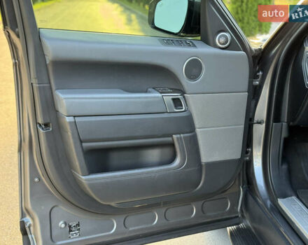 Серый Ленд Ровер Рендж Ровер Спорт, объемом двигателя 3 л и пробегом 180 тыс. км за 32900 $, фото 84 на Automoto.ua