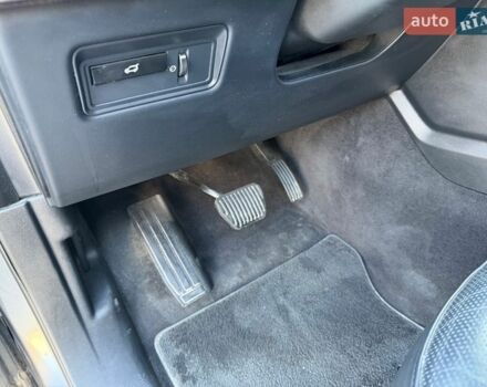 Сірий Ленд Ровер Range Rover Sport, об'ємом двигуна 3 л та пробігом 135 тис. км за 23950 $, фото 24 на Automoto.ua