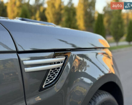 Серый Ленд Ровер Рендж Ровер Спорт, объемом двигателя 3 л и пробегом 180 тыс. км за 32900 $, фото 31 на Automoto.ua