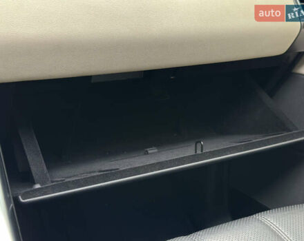 Ленд Ровер Рендж Ровер Спорт 2016 в Ковель на Automoto.ua Серый Ленд Ровер Рендж Ровер Спорт, объемом двигателя 4.4 л и пробегом 206 тыс. км за 39500 $, фото 86 на Automoto.ua