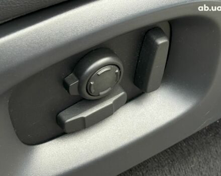 Серый Ленд Ровер Рендж Ровер Спорт, объемом двигателя 3 л и пробегом 169 тыс. км за 31740 $, фото 11 на Automoto.ua