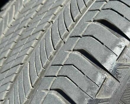 Сірий Ленд Ровер Range Rover Sport, об'ємом двигуна 2 л та пробігом 171 тис. км за 30000 $, фото 22 на Automoto.ua