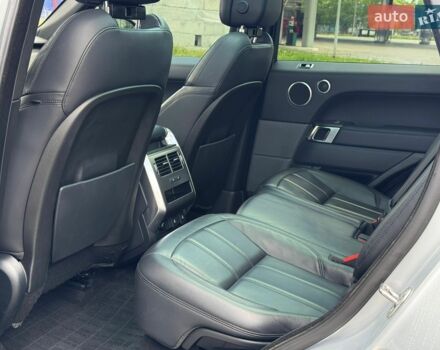 Сірий Ленд Ровер Range Rover Sport, об'ємом двигуна 3 л та пробігом 200 тис. км за 39999 $, фото 15 на Automoto.ua