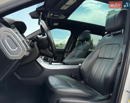 Сірий Ленд Ровер Range Rover Sport, об'ємом двигуна 3 л та пробігом 200 тис. км за 39999 $, фото 18 на Automoto.ua