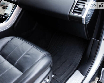 Серый Ленд Ровер Рендж Ровер Спорт, объемом двигателя 3 л и пробегом 40 тыс. км за 59500 $, фото 53 на Automoto.ua