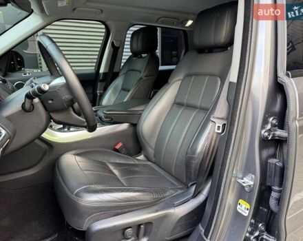 Сірий Ленд Ровер Range Rover Sport, об'ємом двигуна 2 л та пробігом 95 тис. км за 37000 $, фото 34 на Automoto.ua