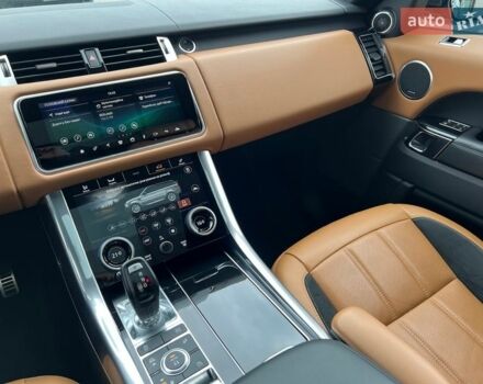 Сірий Ленд Ровер Range Rover Sport, об'ємом двигуна 2 л та пробігом 73 тис. км за 49500 $, фото 26 на Automoto.ua