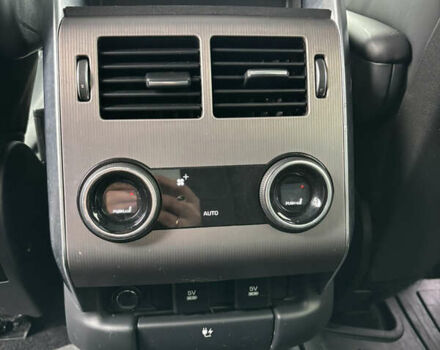 Сірий Ленд Ровер Range Rover Sport, об'ємом двигуна 3 л та пробігом 141 тис. км за 37500 $, фото 13 на Automoto.ua