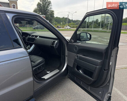 Сірий Ленд Ровер Range Rover Sport, об'ємом двигуна 2.99 л та пробігом 50 тис. км за 57000 $, фото 18 на Automoto.ua