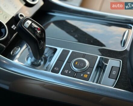 Сірий Ленд Ровер Range Rover Sport, об'ємом двигуна 5 л та пробігом 68 тис. км за 64000 $, фото 27 на Automoto.ua