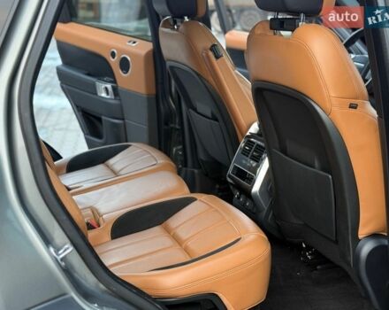 Сірий Ленд Ровер Range Rover Sport, об'ємом двигуна 5 л та пробігом 68 тис. км за 64000 $, фото 24 на Automoto.ua