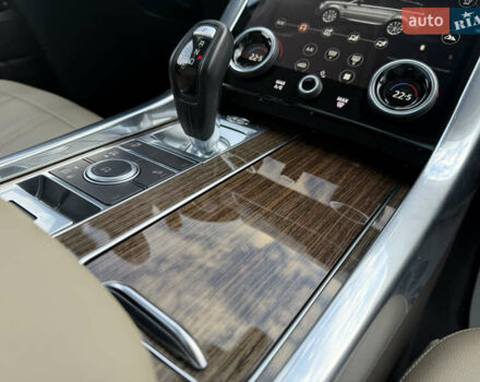 Сірий Ленд Ровер Range Rover Sport, об'ємом двигуна 2.99 л та пробігом 68 тис. км за 64900 $, фото 25 на Automoto.ua