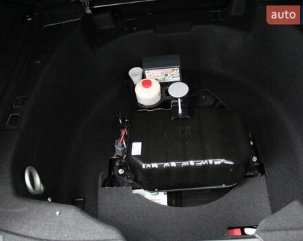 Серый Ленд Ровер Рендж Ровер Спорт, объемом двигателя 2.99 л и пробегом 44 тыс. км за 91351 $, фото 31 на Automoto.ua