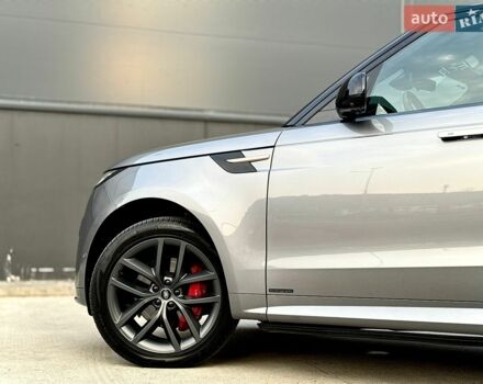 Сірий Ленд Ровер Range Rover Sport, об'ємом двигуна 3 л та пробігом 117 тис. км за 104900 $, фото 118 на Automoto.ua