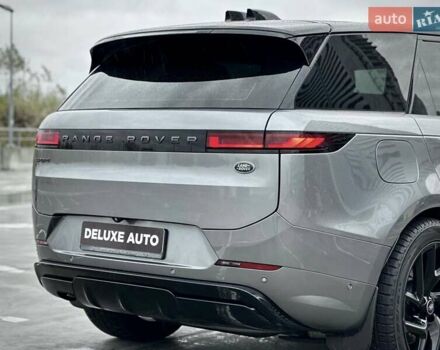 Ленд Ровер Рендж Ровер Спорт 2023 в Киеве на Automoto.ua Серый Ленд Ровер Рендж Ровер Спорт, объемом двигателя 3 л и пробегом 80 тыс. км за 107500 $, фото 17 на Automoto.ua