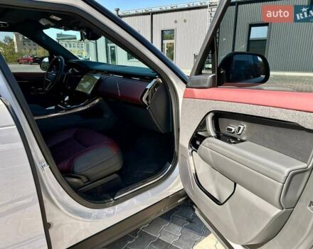 Серый Ленд Ровер Рендж Ровер Спорт, объемом двигателя 3 л и пробегом 17 тыс. км за 165000 $, фото 44 на Automoto.ua