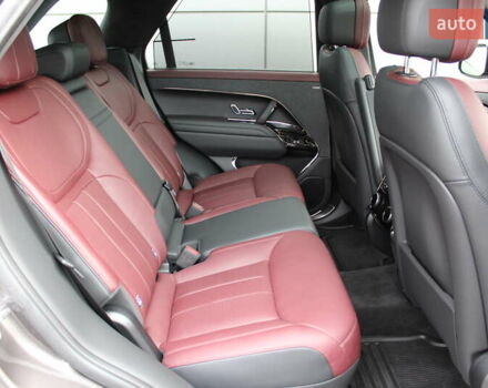 Серый Ленд Ровер Рендж Ровер Спорт, объемом двигателя 4.39 л и пробегом 4 тыс. км за 185177 $, фото 10 на Automoto.ua