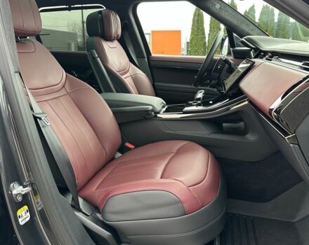 Сірий Ленд Ровер Range Rover Sport, об'ємом двигуна 4.39 л та пробігом 9 тис. км за 168000 $, фото 30 на Automoto.ua