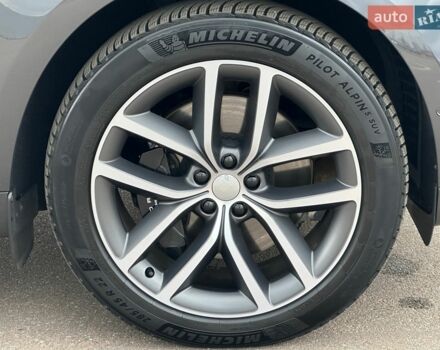 Сірий Ленд Ровер Range Rover Sport, об'ємом двигуна 4.39 л та пробігом 9 тис. км за 168000 $, фото 9 на Automoto.ua