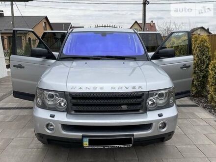 Ленд Ровер Рендж Ровер Спорт 2005 в Киеве на Automoto.ua Серый Ленд Ровер Рендж Ровер Спорт, объемом двигателя 4.4 л и пробегом 300 тыс. км за 14000 $, фото 1 на Automoto.ua