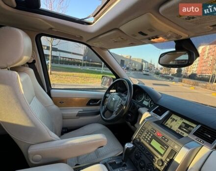 Зеленый Ленд Ровер Рендж Ровер Спорт, объемом двигателя 4.2 л и пробегом 240 тыс. км за 7500 $, фото 10 на Automoto.ua