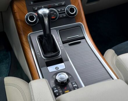 Зелений Ленд Ровер Range Rover Sport, об'ємом двигуна 5 л та пробігом 117 тис. км за 16551 $, фото 7 на Automoto.ua
