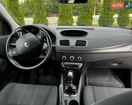 Зелений Ленд Ровер Range Rover Sport, об'ємом двигуна 3 л та пробігом 75 тис. км за 32760 $, фото 14 на Automoto.ua