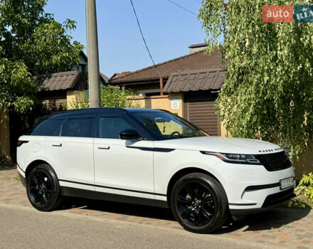 Белый Ленд Ровер Рендж Ровер Велар, объемом двигателя 2 л и пробегом 124 тыс. км за 32300 $, фото 2 на Automoto.ua
