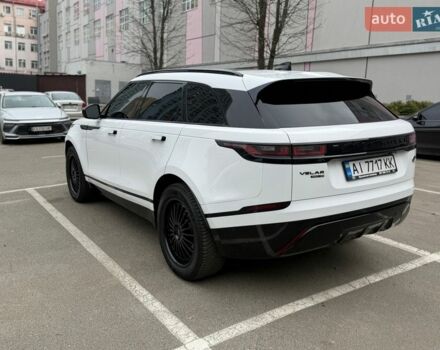 Белый Ленд Ровер Рендж Ровер Велар, объемом двигателя 2 л и пробегом 92 тыс. км за 35300 $, фото 5 на Automoto.ua